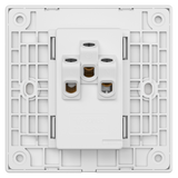 Universal Socket